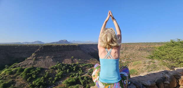 Yoga am Fort in Cidade Velha auf Santiago